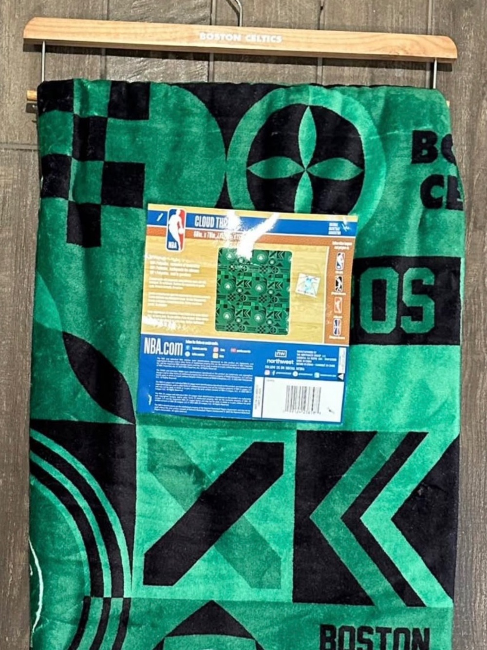 NBA BOSTON CELTICS CLOUD THROW PLUSH 60" X 70" THROW BLANKET - NEW!!